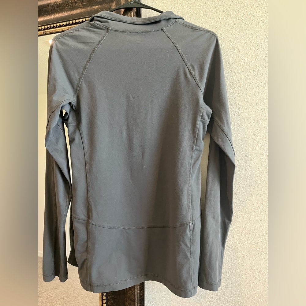 Soon Mternity Active Maternity Top - Picture 5 of 10